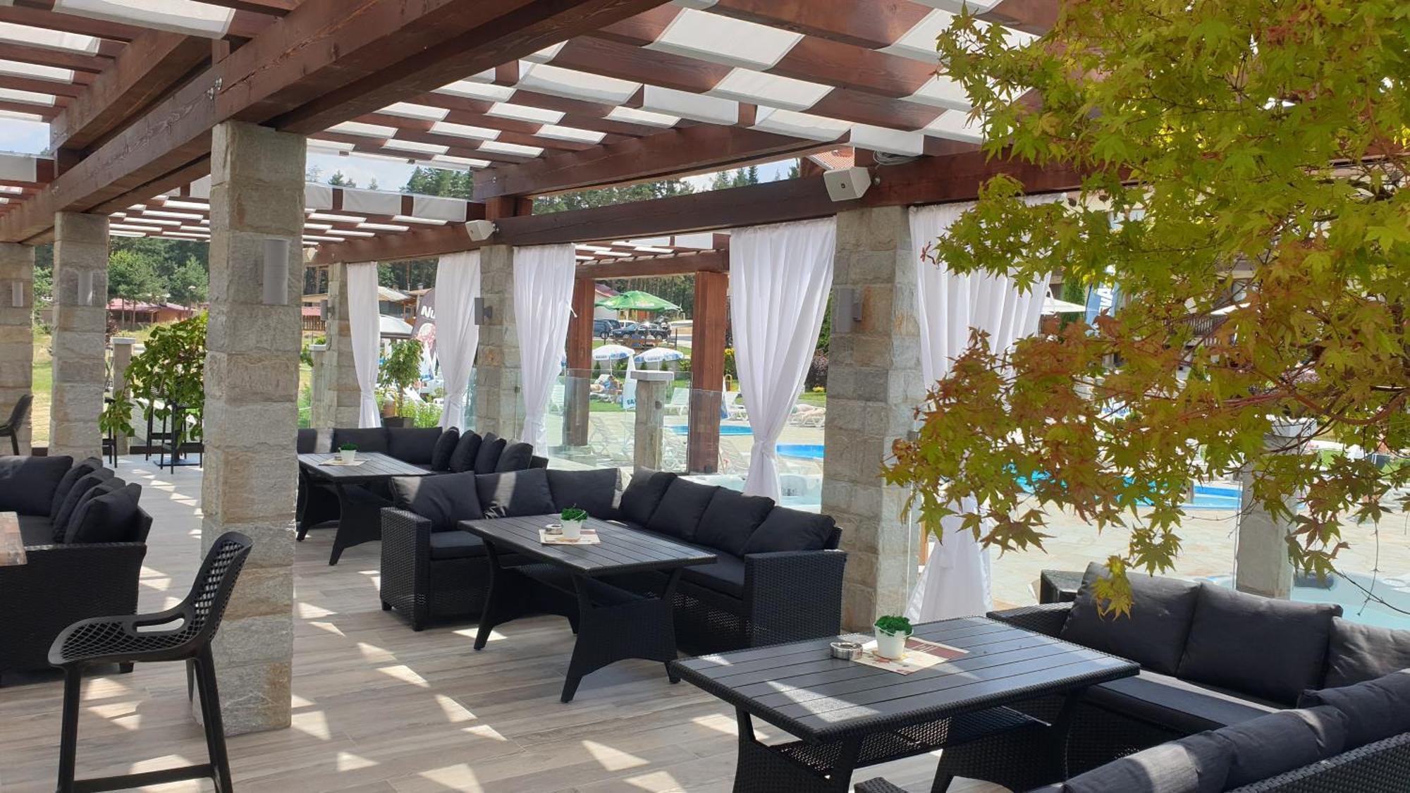Family Hotel Eterno Tsigov Chark Extérieur photo